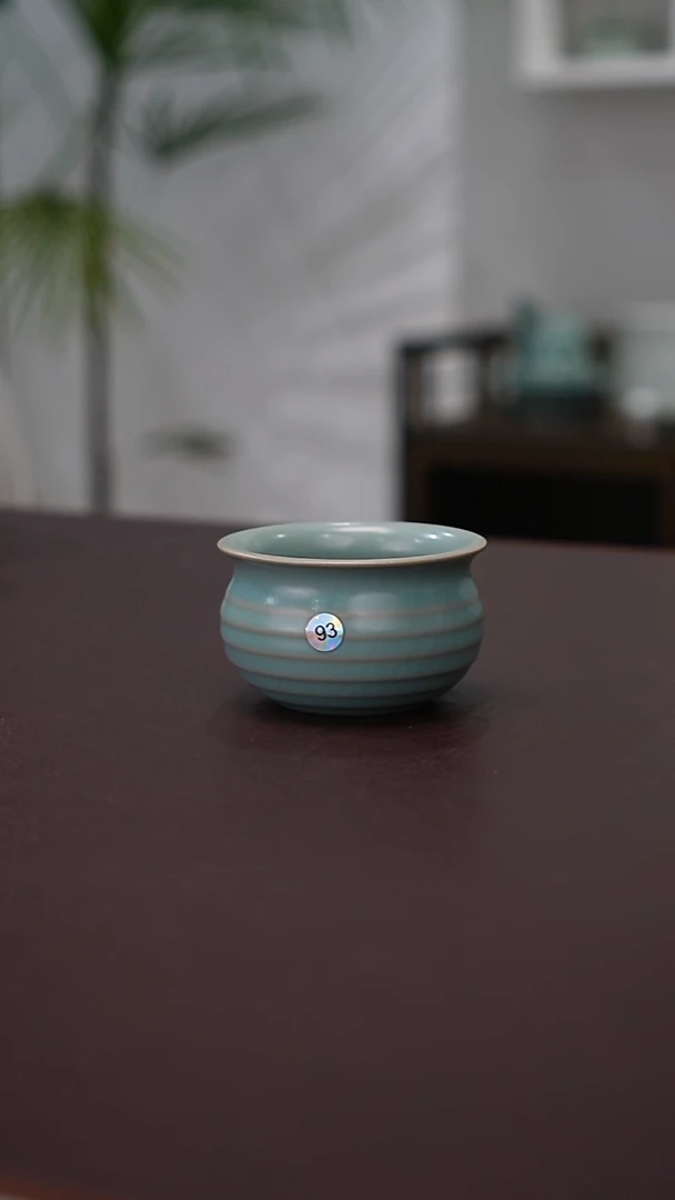 93号炫纹杯微瑕简包       洁