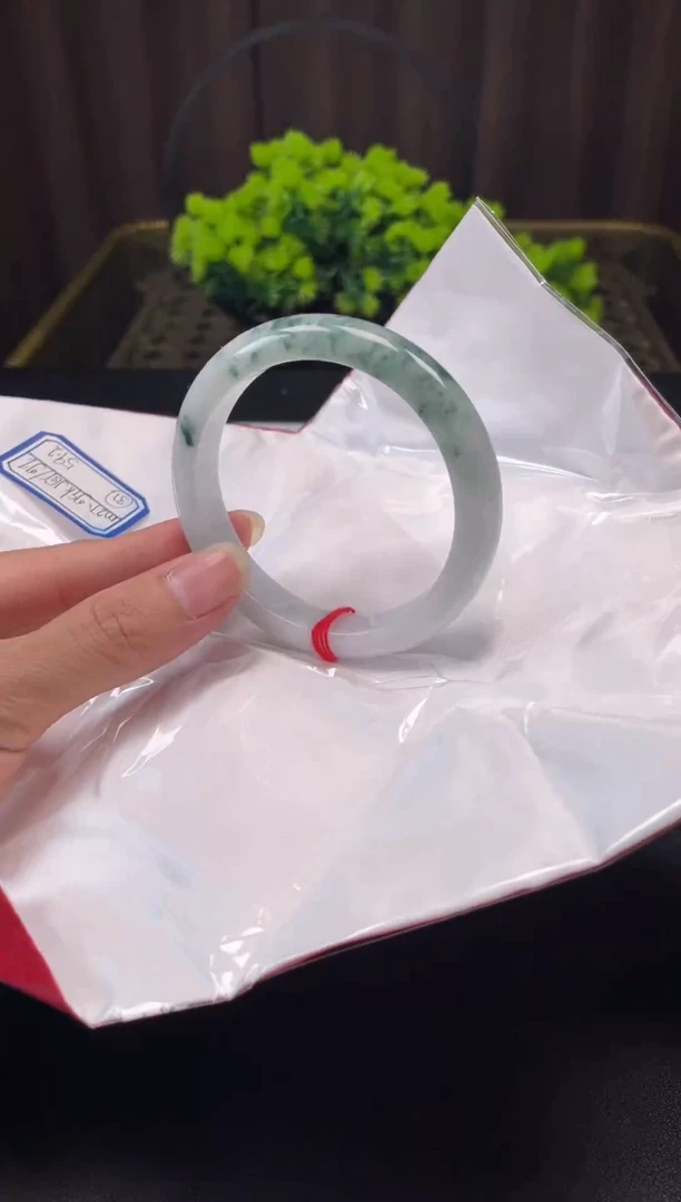 未镶嵌手镯翡翠7507