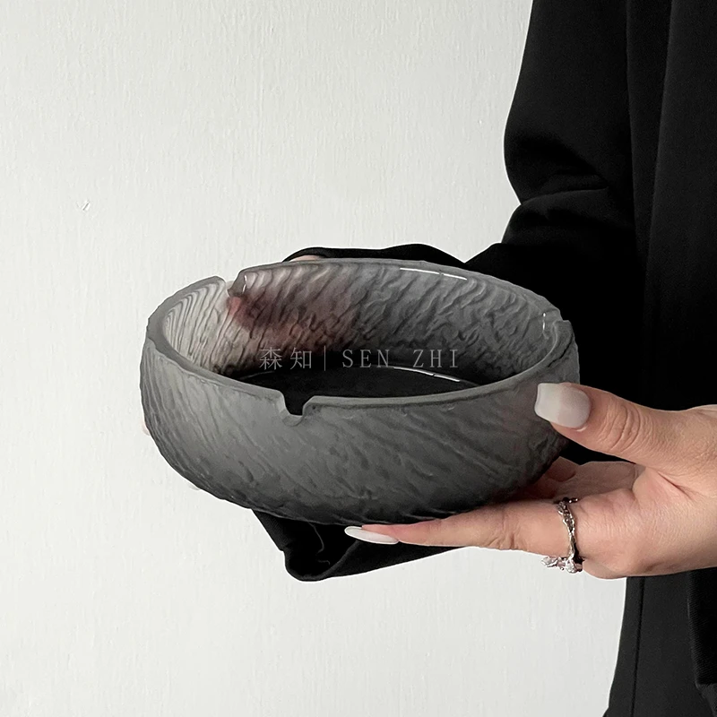 轻奢磨砂烟灰缸家用高端大气上档次烟缸高颜值防飞灰创意时尚摆件