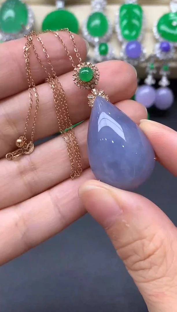 颈饰18K金镶嵌翡翠433-中国好珍宝