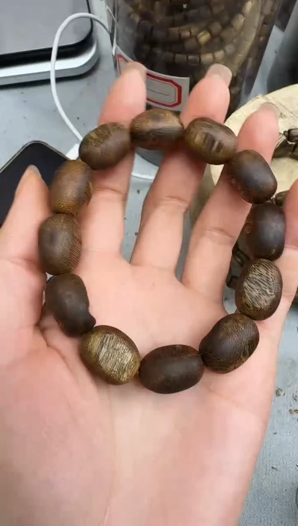 沉香手串1315白棋留疤珠单圈多样性发一