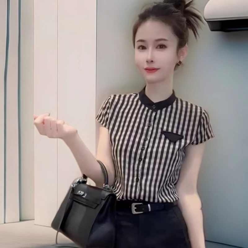 气质款高端时尚短袖格子衬衫修身2024夏季新款上衣时尚百搭潮条纹