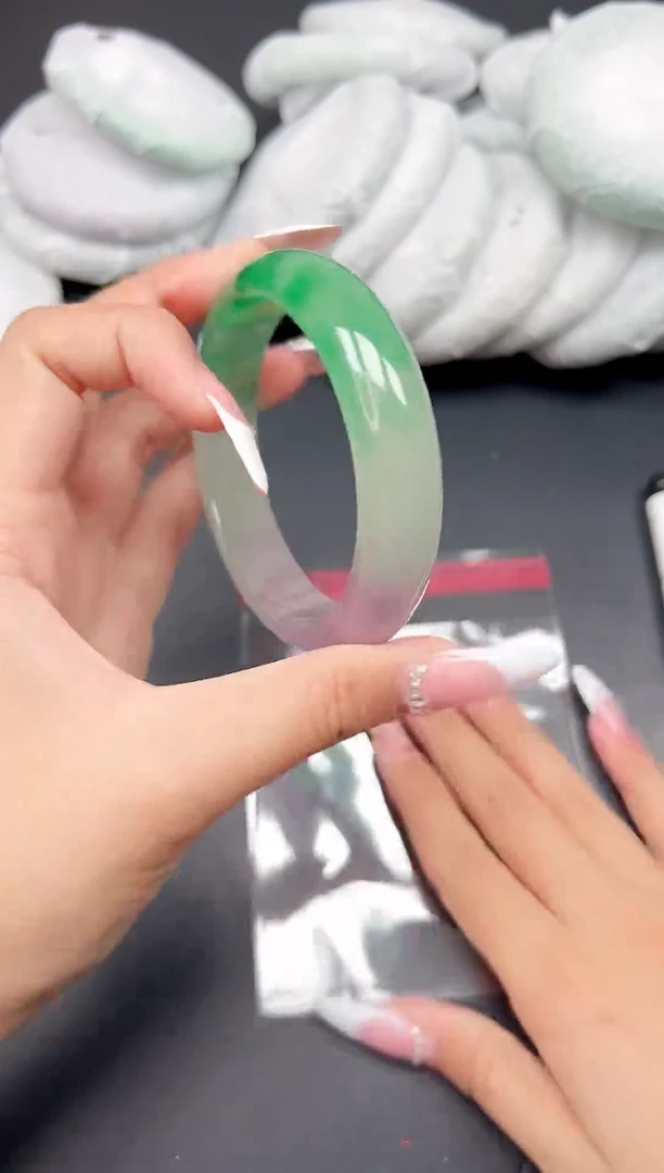 精品手镯，一物一拍C-063