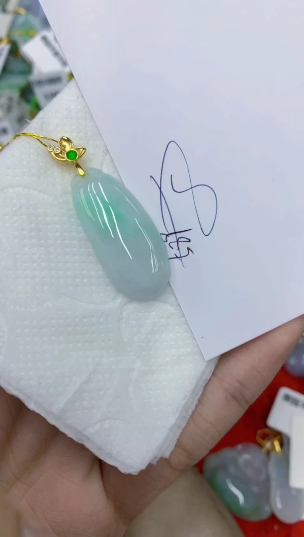 颈饰未镶嵌翡翠11111111111