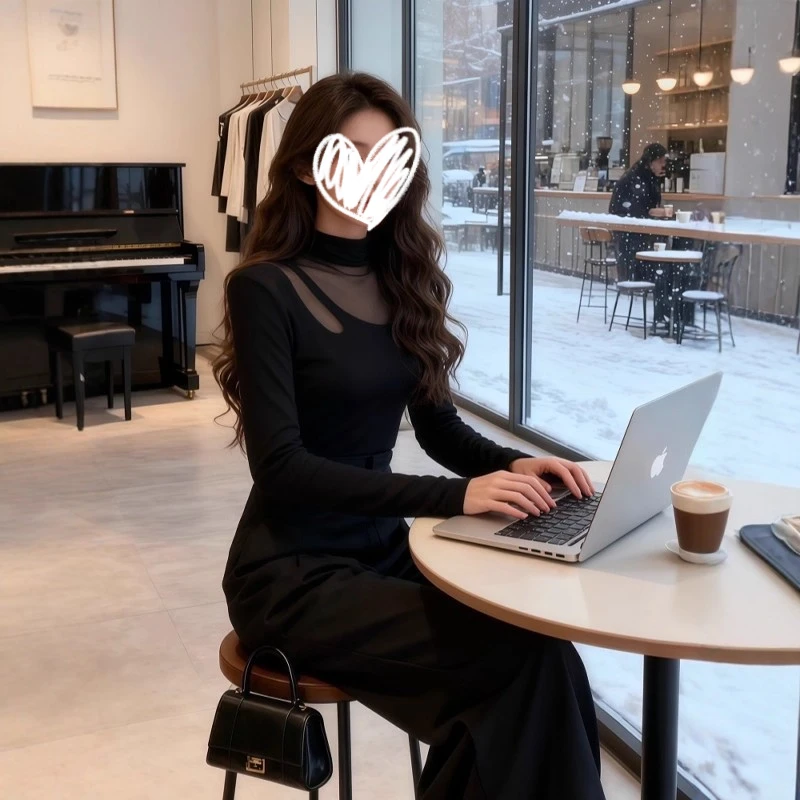 2025年冬季韩系黑色网纱拼接设计长袖修身显瘦百搭气质打底女上衣