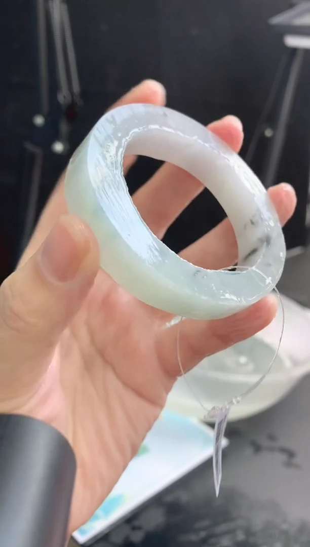 【闪购商品】定制翡翠手镯未镶嵌49