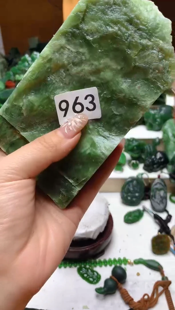 未镶嵌和田玉（碧玉）珠宝半成品1