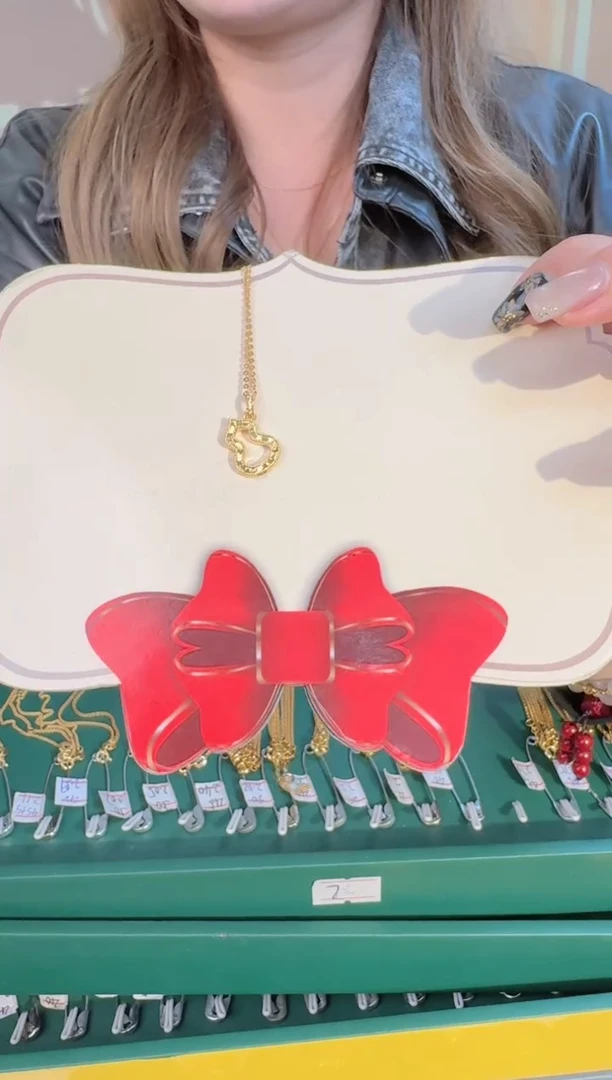 镂空葫芦吊坠0.37g（多样性发货）