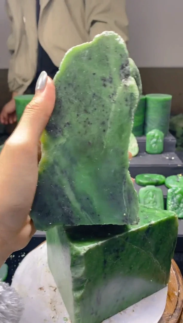 未镶嵌和田玉珠宝半成品1