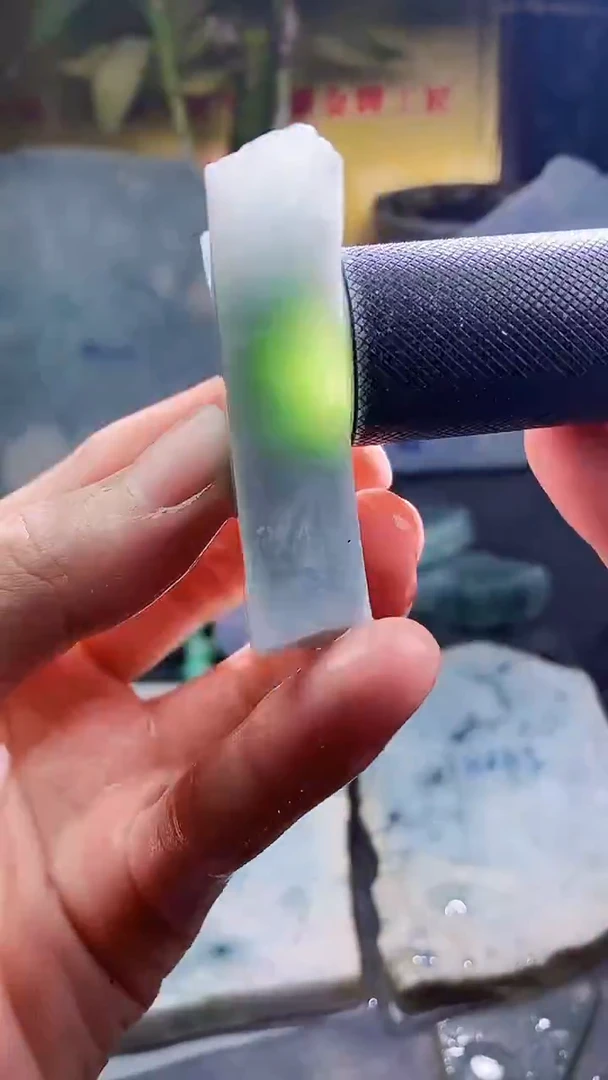 未镶嵌挂件翡翠小雨0