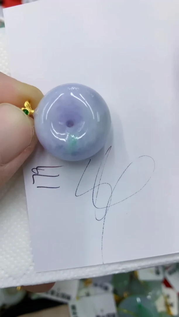 翡翠未镶嵌颈饰11111111111