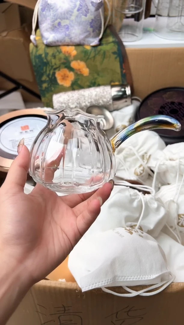 禾墨清莲侧把   迷蓝