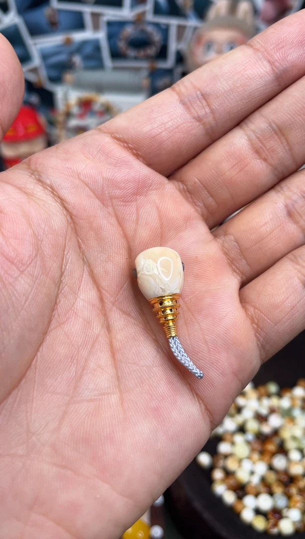 裸石琥珀未镶嵌D***9蜜蜡