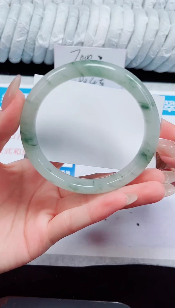 未镶嵌手镯石英质玉157-64/65