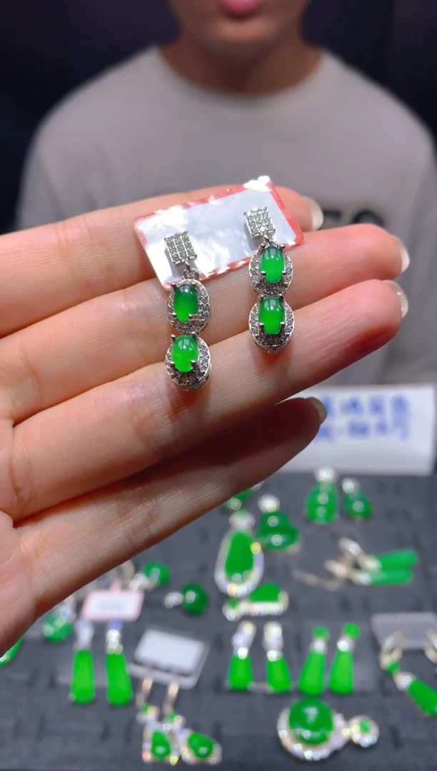 未镶嵌定制翡翠300多样性发货（发其一）