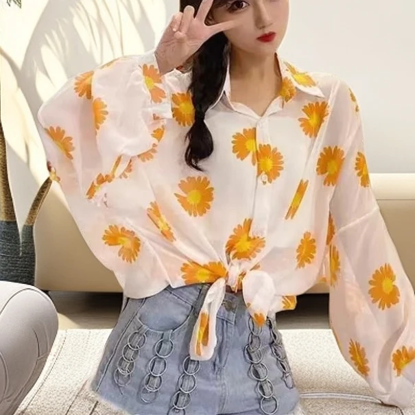 8525上衣夏季新款韩版宽松时尚百搭花朵设计感薄款衬衣长袖防晒