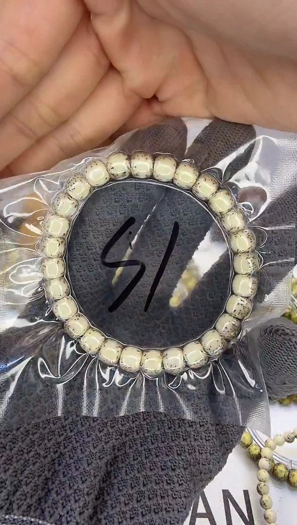 手串星月菩提8/7 玉化料 河豚 灰背 同枝果 头条