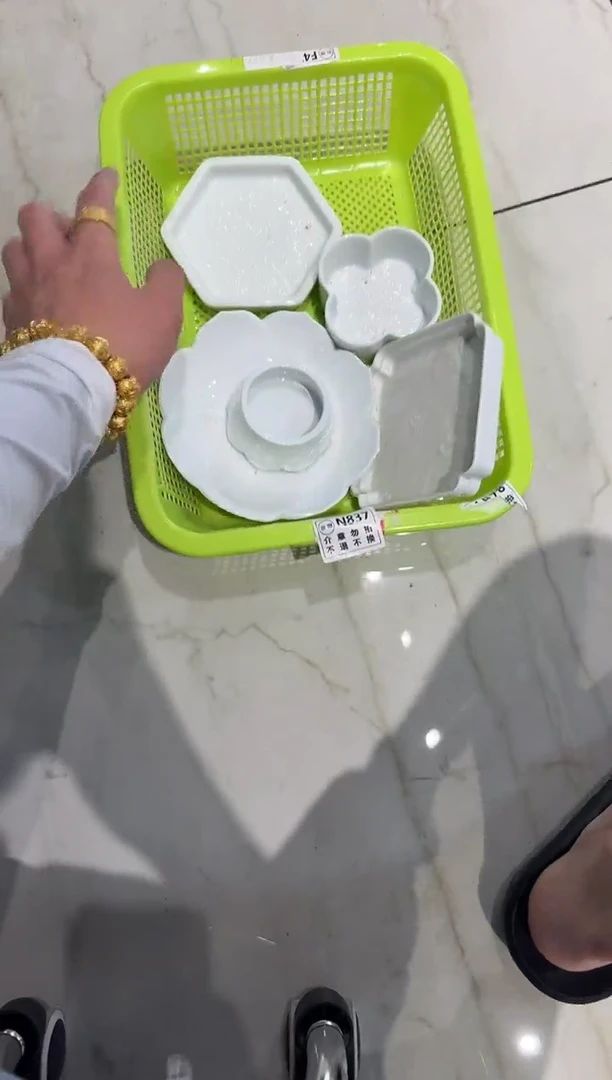 瓷片微瑕商品，介意勿拍-套组