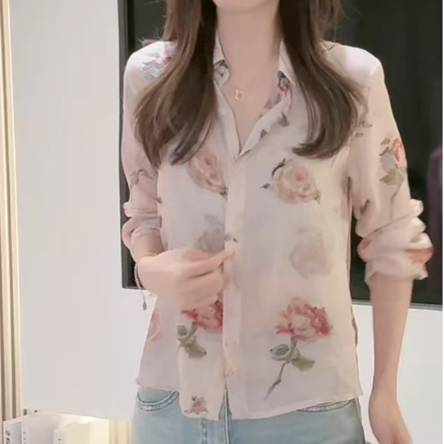 港风气质设计感微透碎花小衫女人味显白显瘦长袖衬衫女