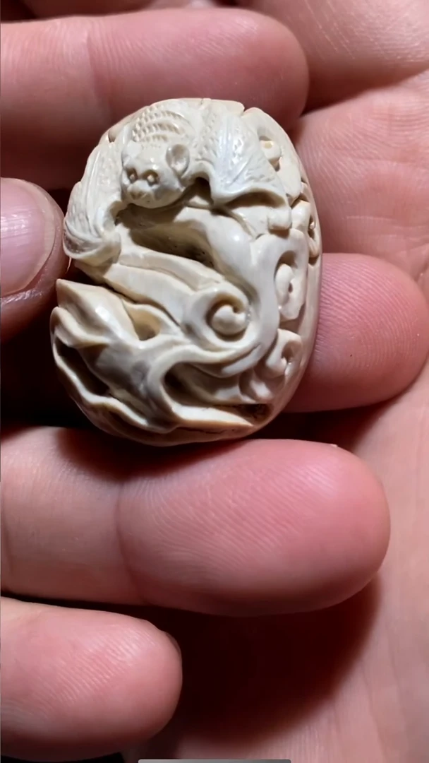 把件猛犸象牙HLW1101-30