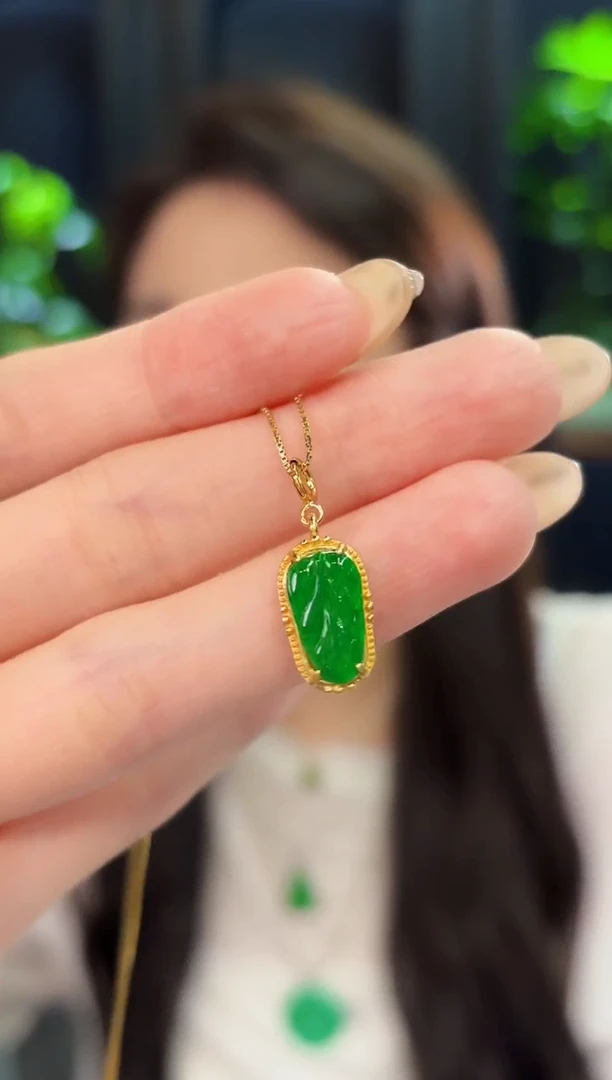 翡翠未镶嵌吊坠(不含链)缅料A货/多样性发货/一件
