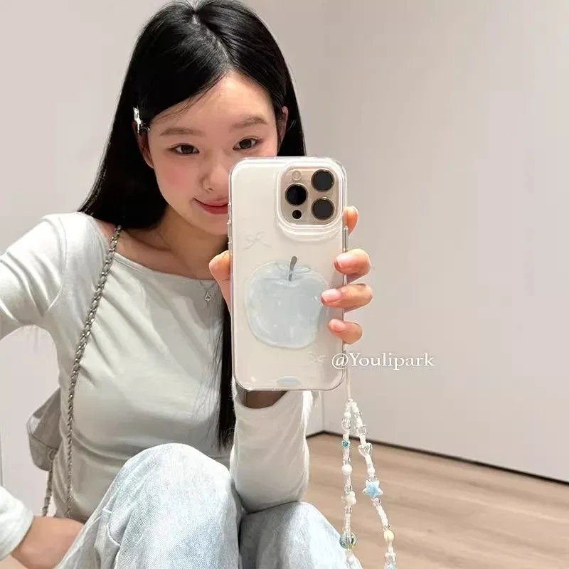 水晶蓝苹果手链适用苹果16Promax手机壳iPhone13保护套15大孔14女
