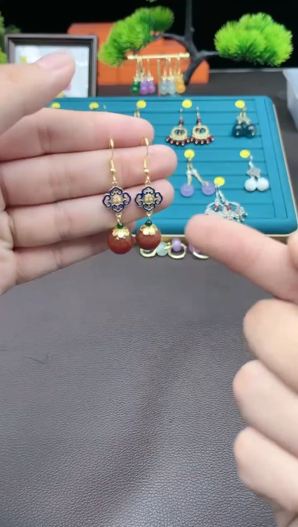 【闪购商品】玛瑙/玉髓耳钉银S925镶嵌223000