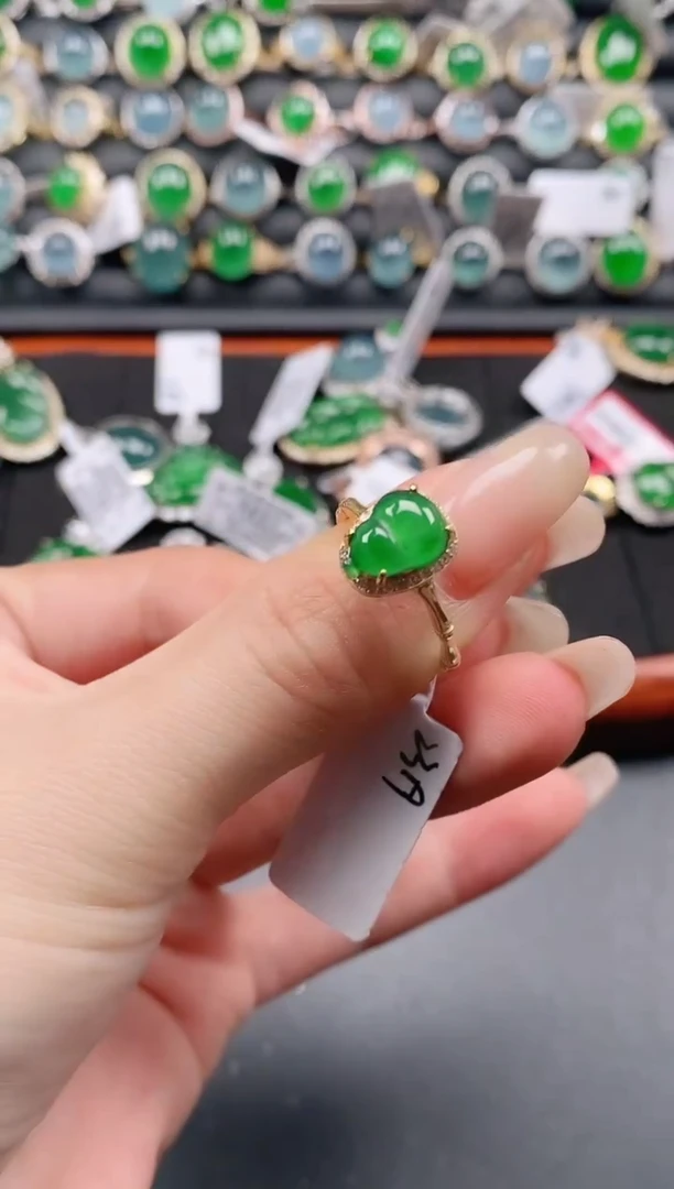 银S925镶嵌戒指翡翠1111