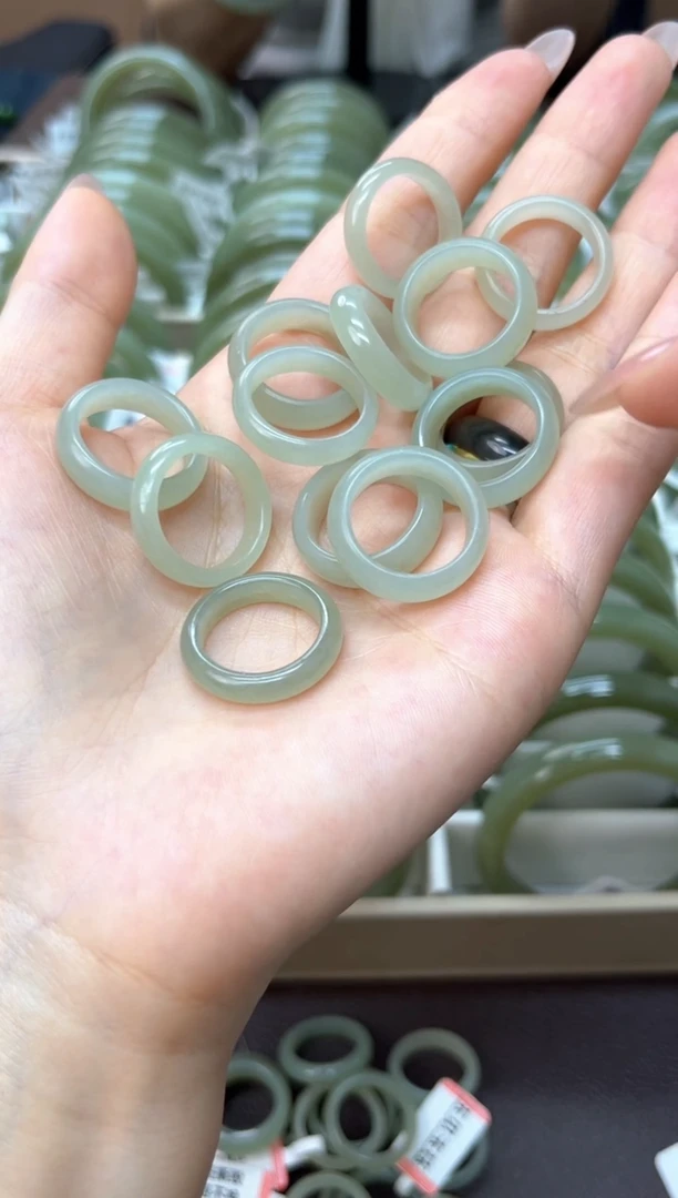 和田玉手镯未镶嵌和田玉戒圈13-14 粉丝专享