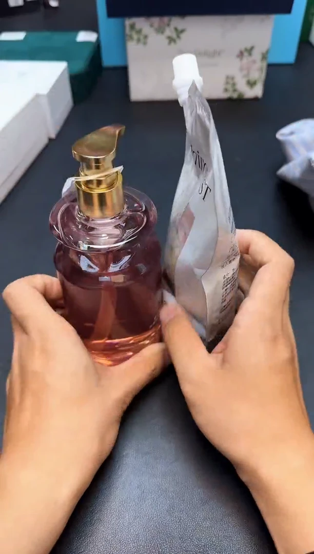 瓷片全新正品一件不留@@WE1950