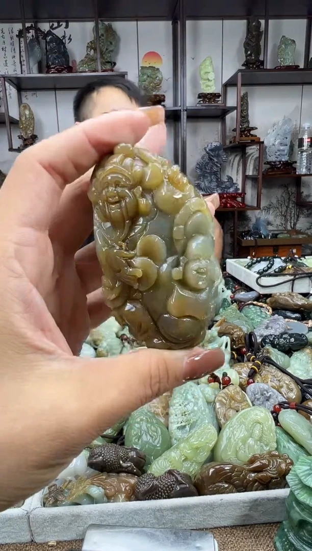 未镶嵌和田玉把件1