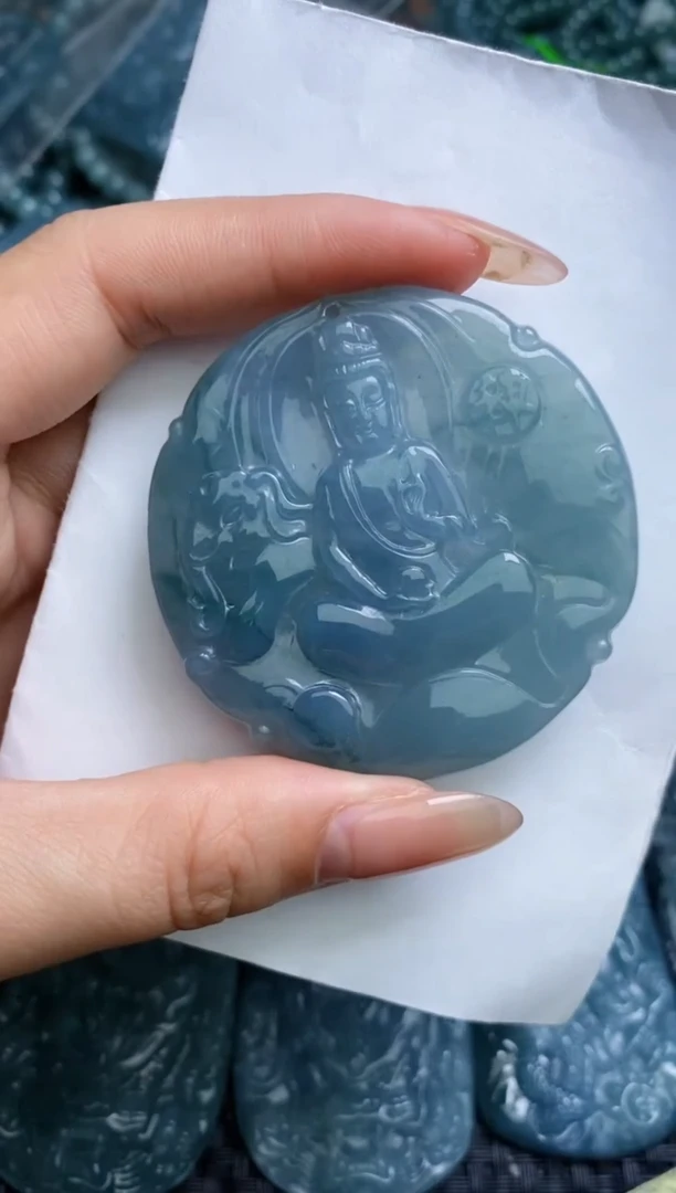 【闪购商品】翡翠颈饰未镶嵌