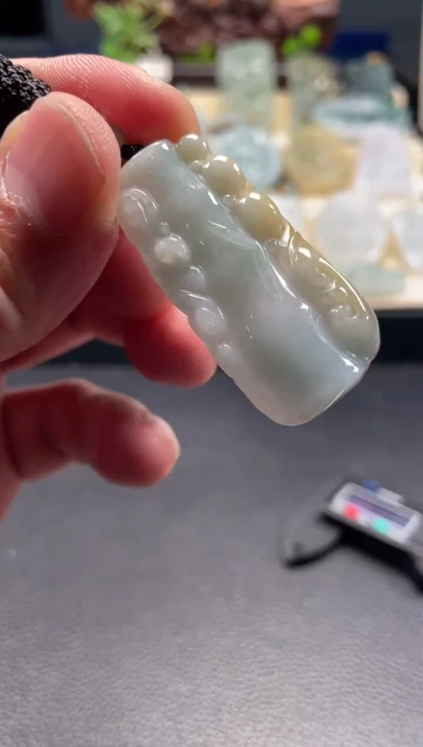 颈饰未镶嵌翡翠12/25/229