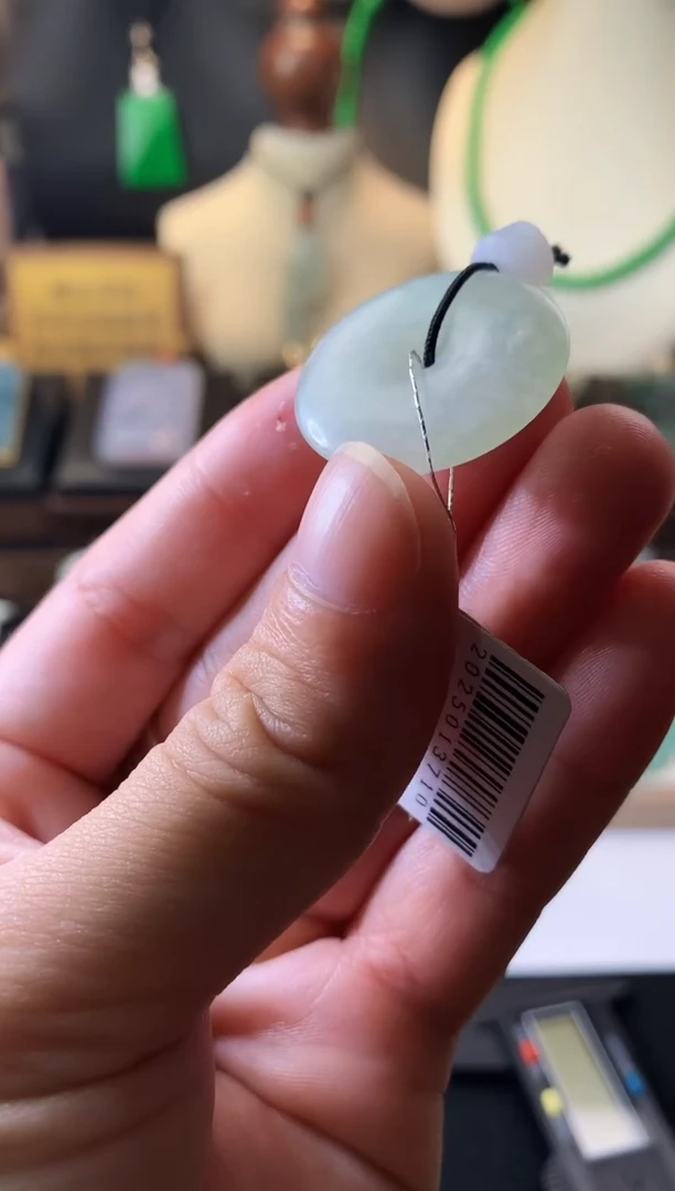 未镶嵌定制翡翠月**清毛货不退不换