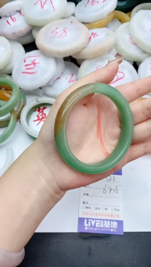 石英质玉手镯未镶嵌322+61/62/63