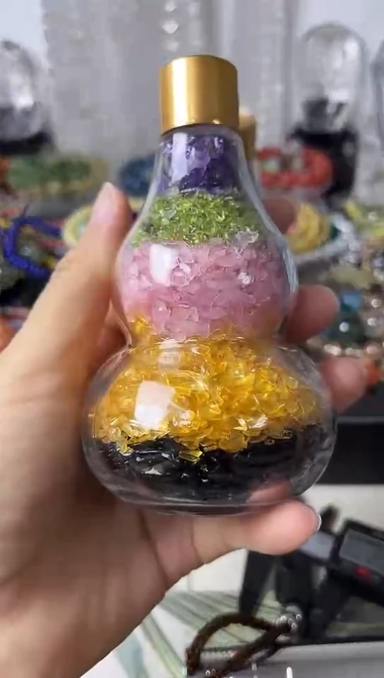 【闪购商品】碧玺瓶未镶嵌矿坑54