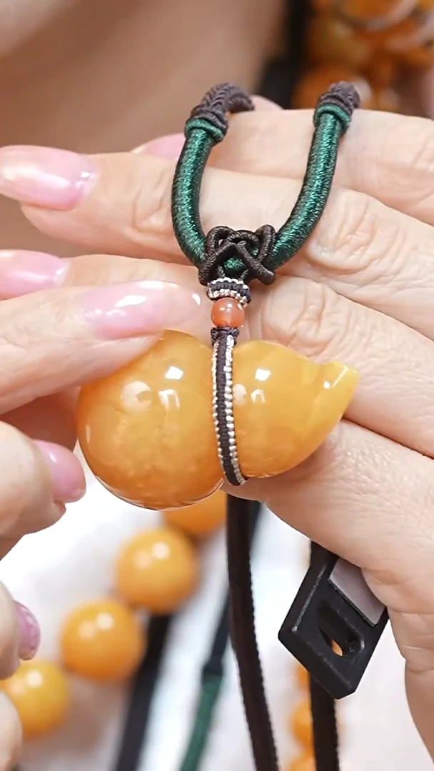 蜜蜡颈饰未镶嵌222  2026天然蜜蜡珠宝奇石云端妖孽全部保真