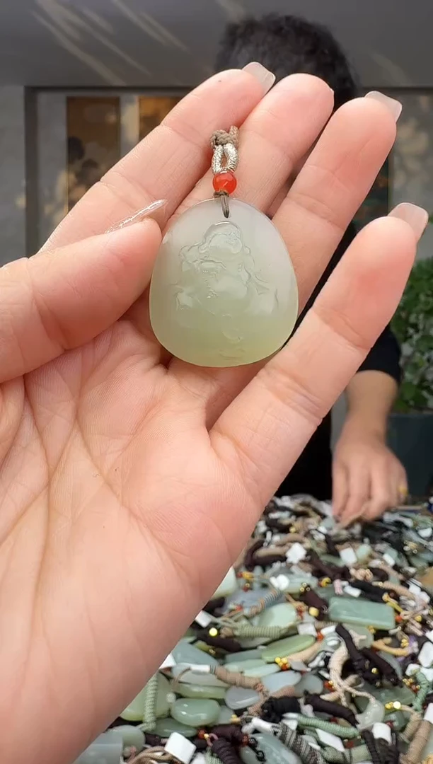 颈饰未镶嵌和田玉拍一发一多样性发货