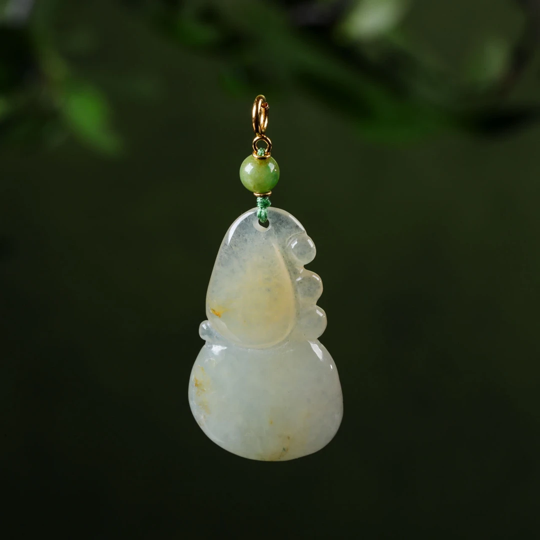 【意婵】18K金天然缅A冰润老翡翠精雕吊坠-915690