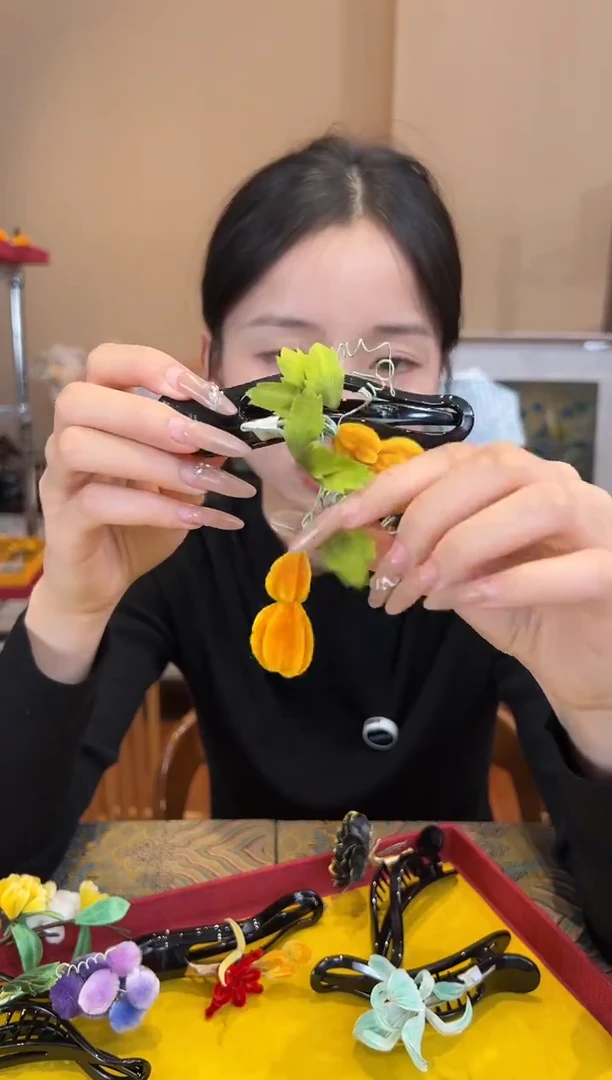 刺绣非遗绒花（发饰）