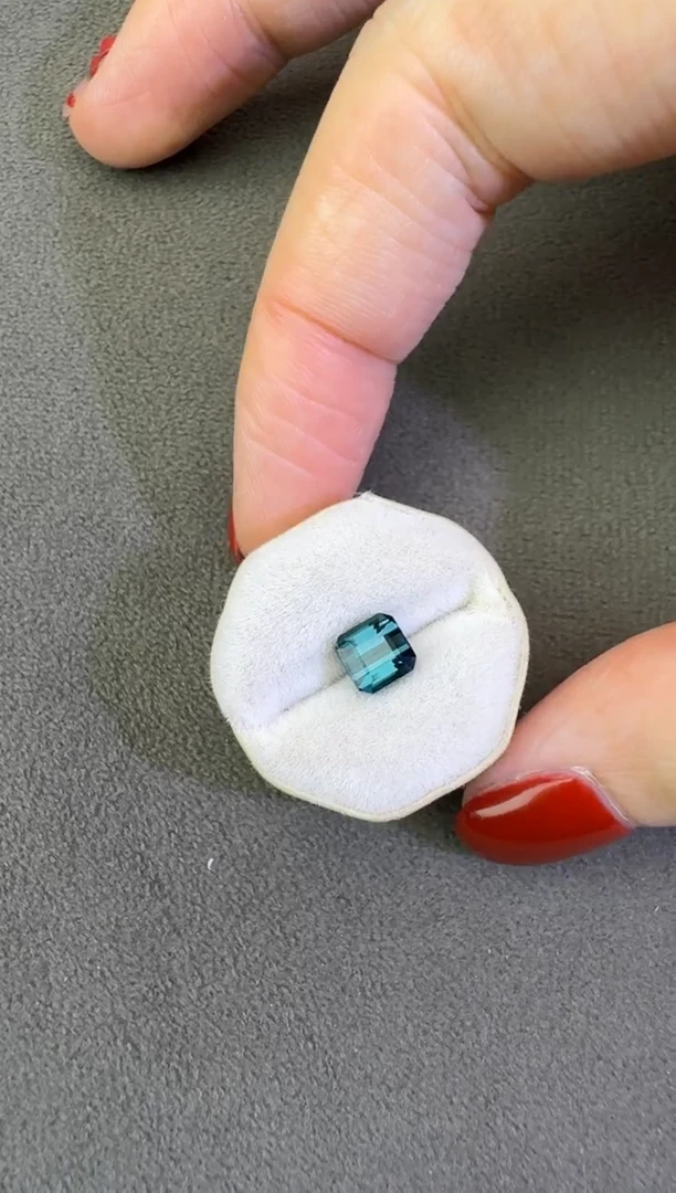 未镶嵌珠宝半成品碧玺1.07ct