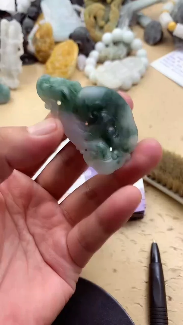 定制翡翠未镶嵌翡翠1