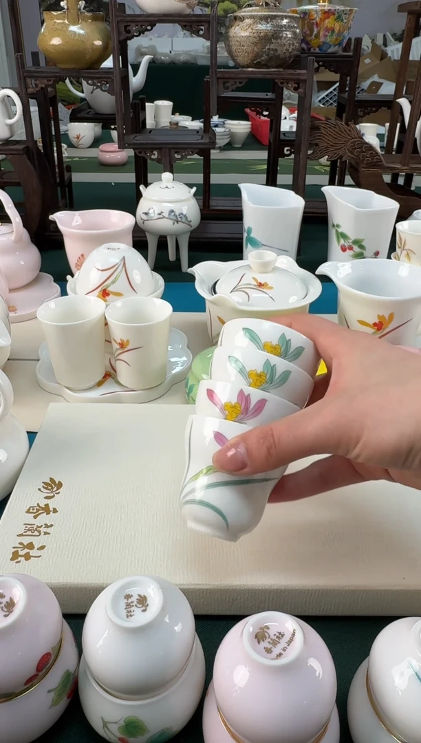 【闪购商品】瓷器 ······.......