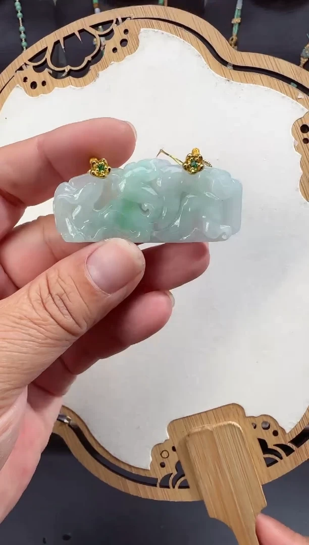 【闪购商品】翡翠颈饰未镶嵌拍照