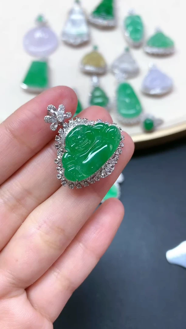 【闪购商品】翡翠吊坠(不含链)18K金镶嵌S430|19800