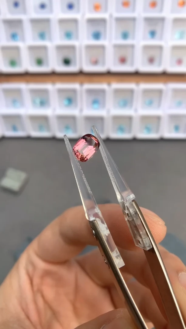 未镶嵌裸石定制碧玺1.49ct 09060