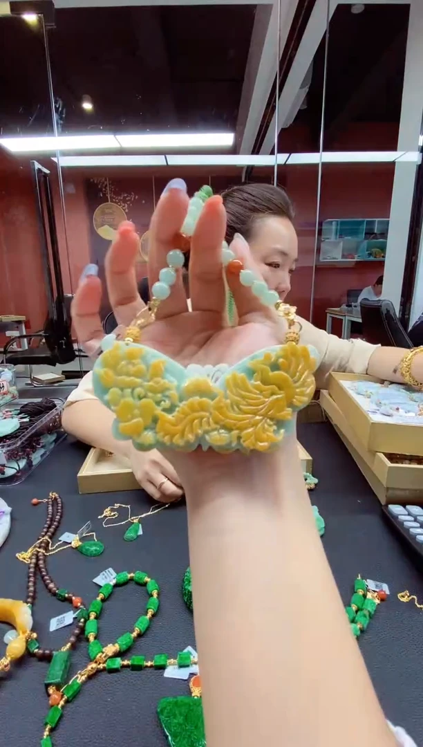 颈饰未镶嵌翡翠翡翠吊坠