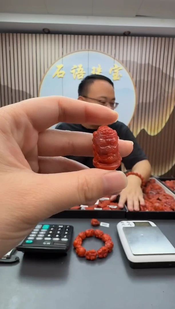 未镶嵌雕刻南红玛瑙059ZB1208产品一个