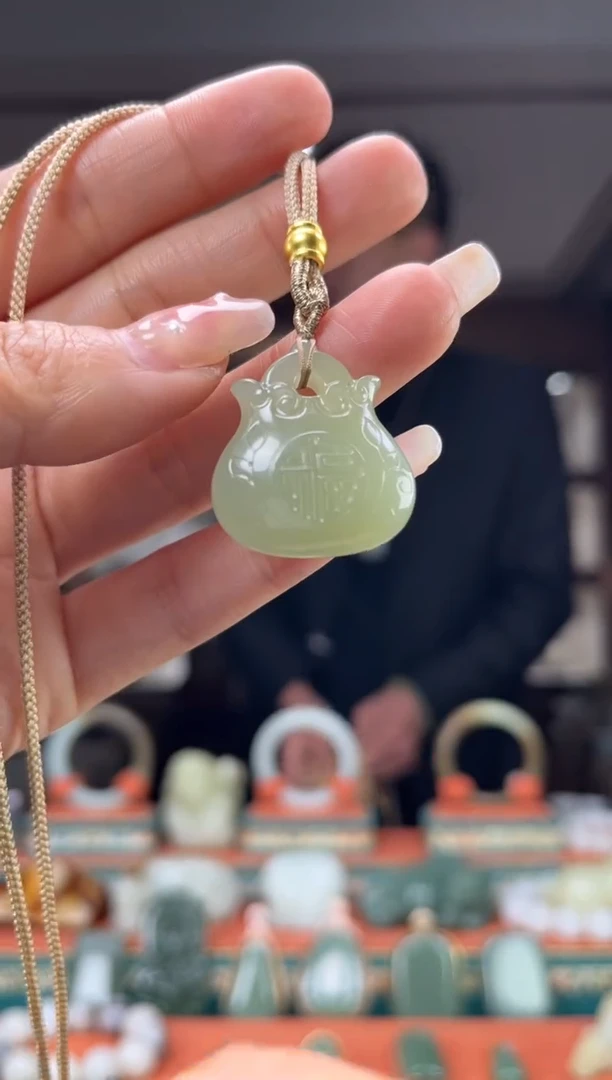 【闪购商品】和田玉颈饰未镶嵌佩佩