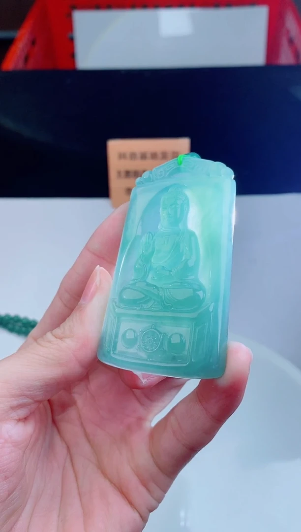 颈饰未镶嵌翡翠1